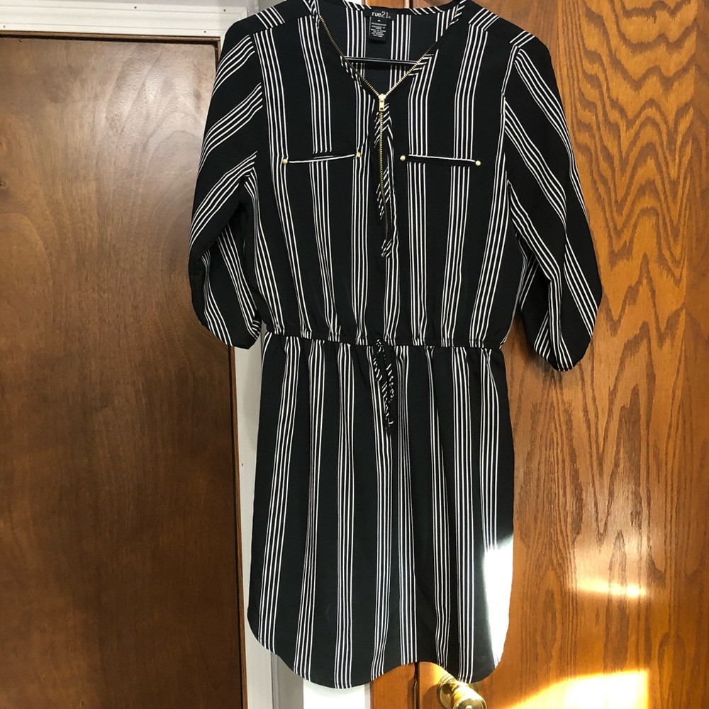 Rue 21 dress